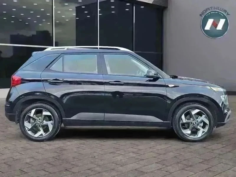 2023 Hyundai Venue - Image 6 of 12