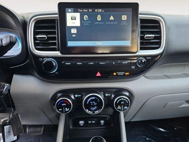 2023 Hyundai Venue - Image 10 of 12