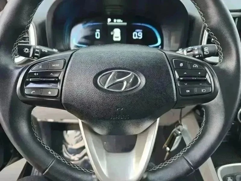 2023 Hyundai Venue - Image 12 of 12