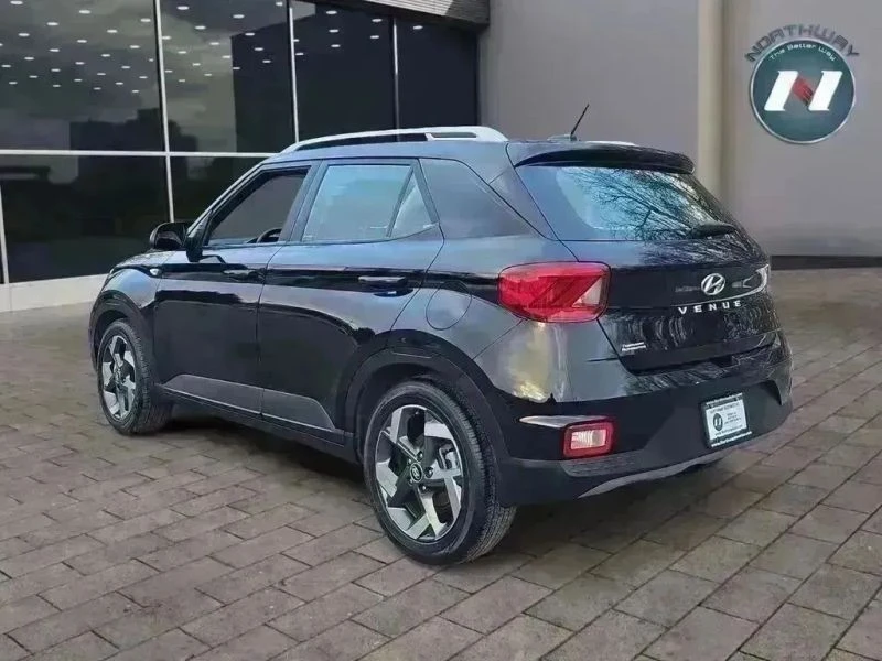 2023 Hyundai Venue - Image 3 of 12