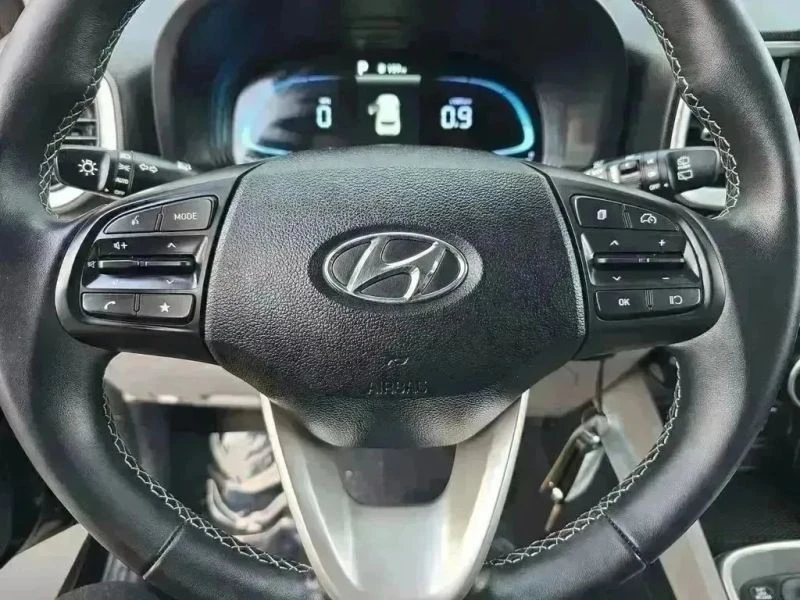 2023 Hyundai Venue - Image 12 of 12