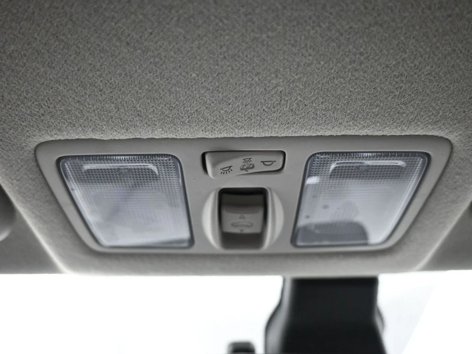 2023 Hyundai Venue - Image 17 of 21