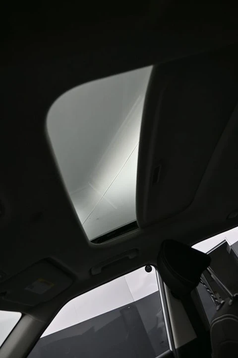 2023 Hyundai Venue - Image 18 of 21