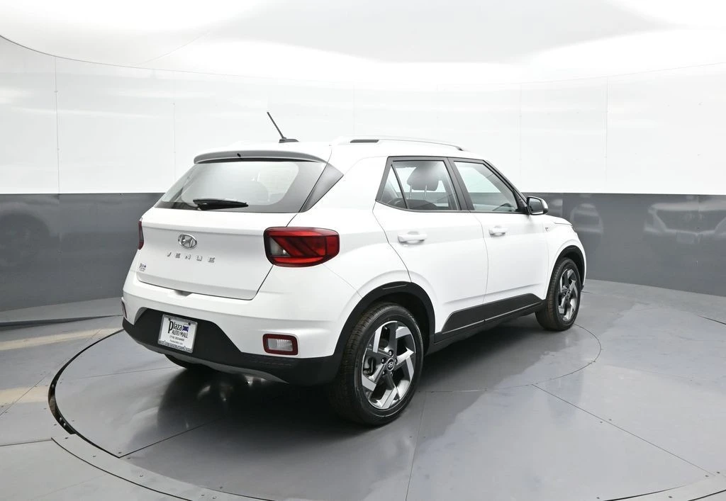 2023 Hyundai Venue - Image 6 of 21
