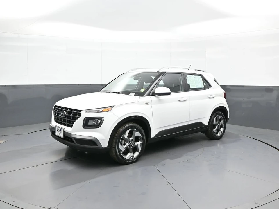 2023 Hyundai Venue - Image 10 of 21