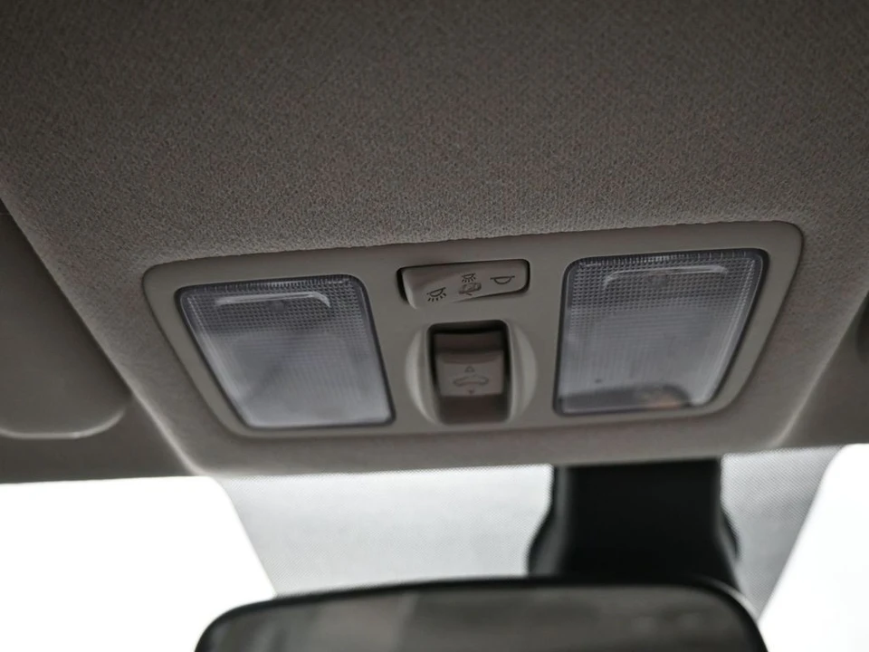 2023 Hyundai Venue - Image 17 of 21