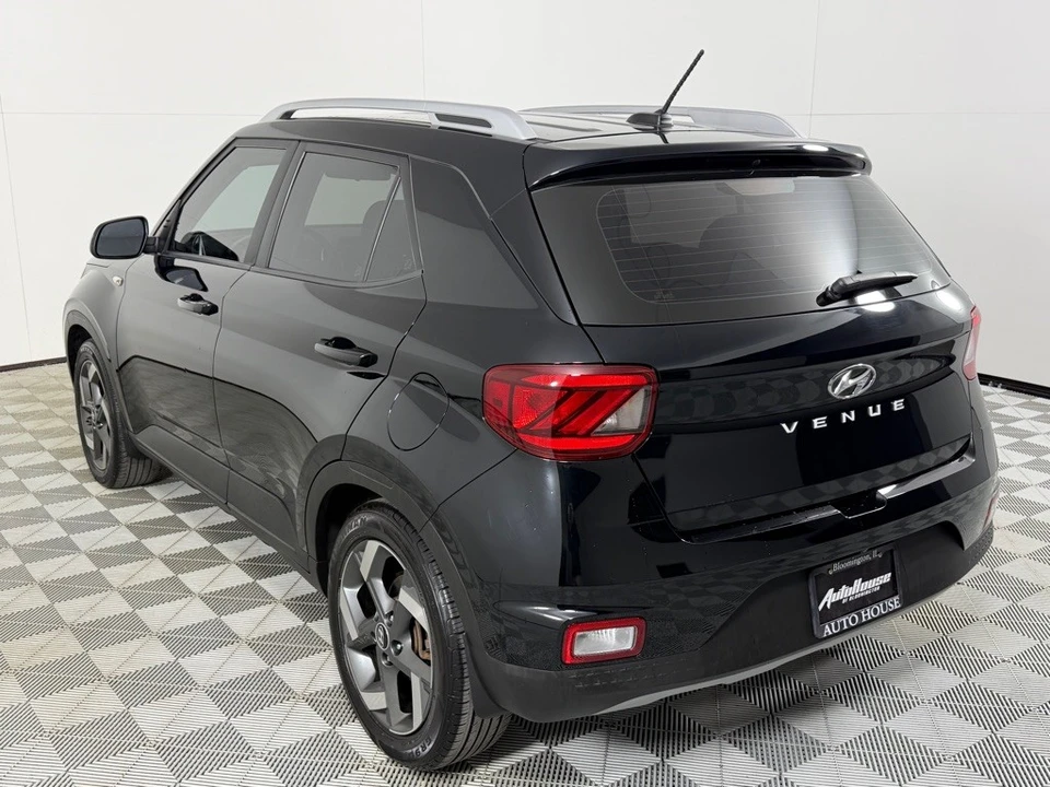 2023 Hyundai Venue - Image 7 of 12