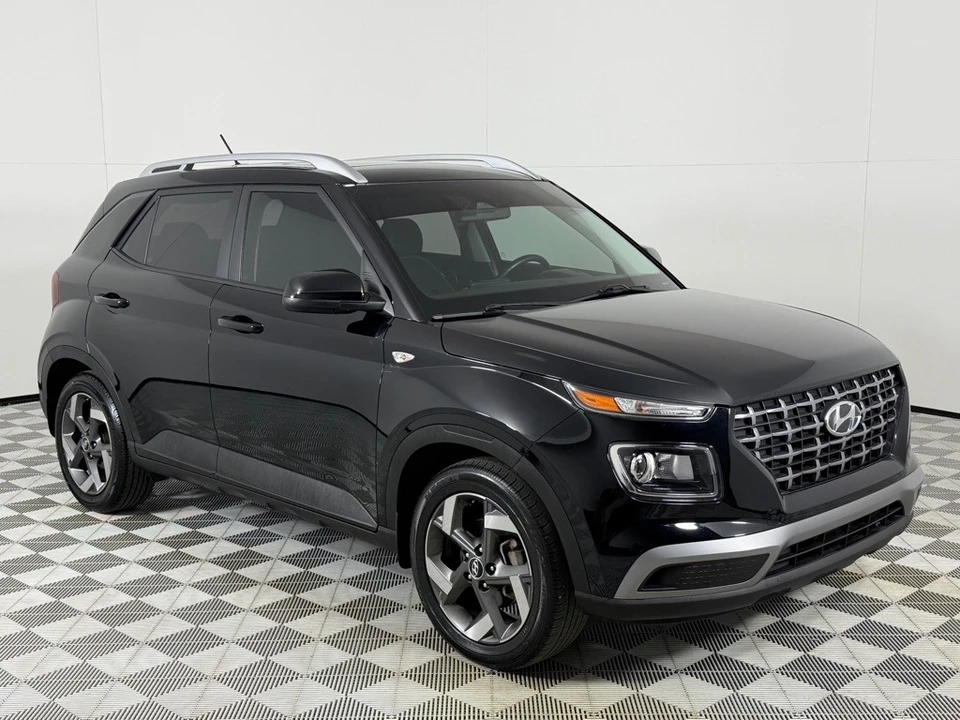 2023 Hyundai Venue - Image 3 of 12