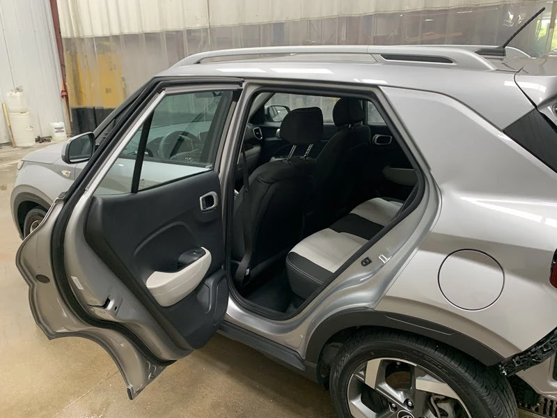 2023 Hyundai Venue - Image 11 of 21