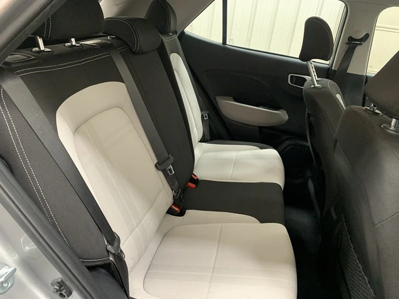 2023 Hyundai Venue - Image 16 of 21