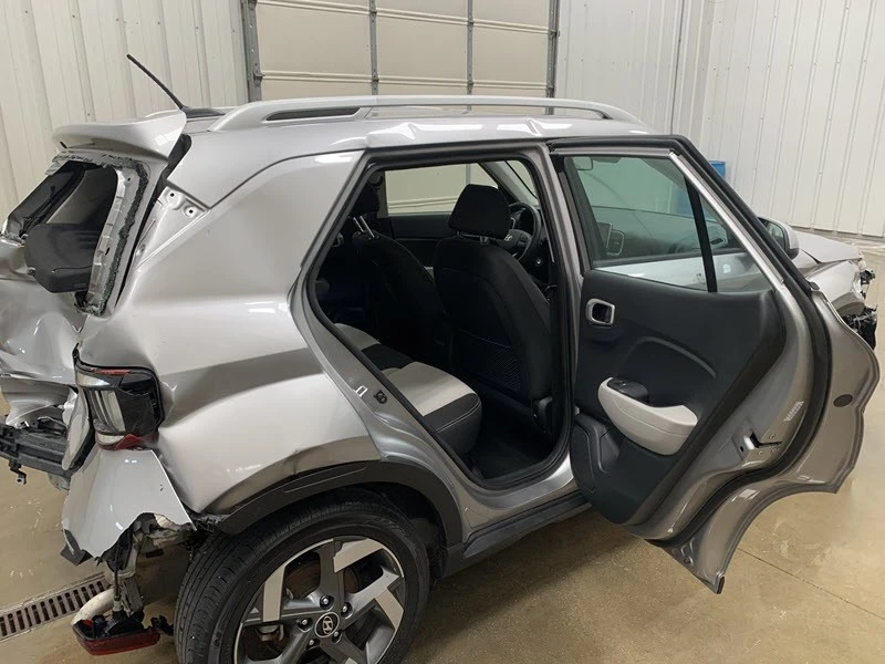 2023 Hyundai Venue - Image 15 of 21