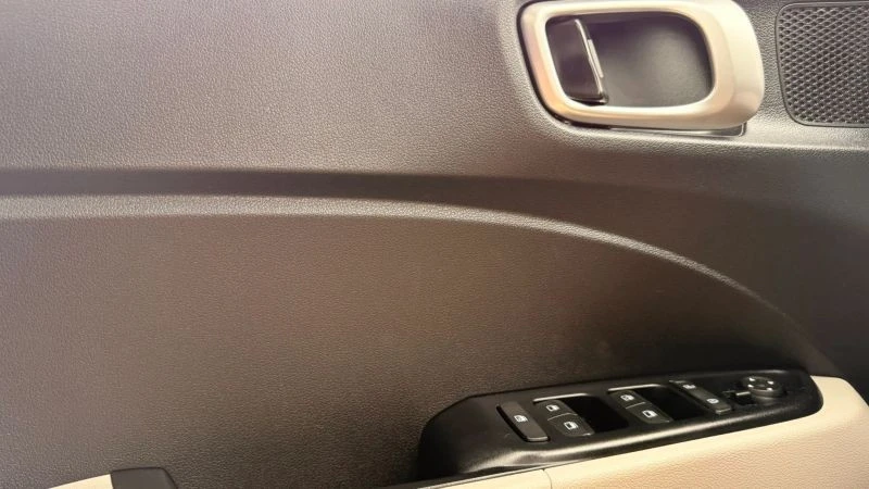 2023 Hyundai Venue - Image 12 of 12