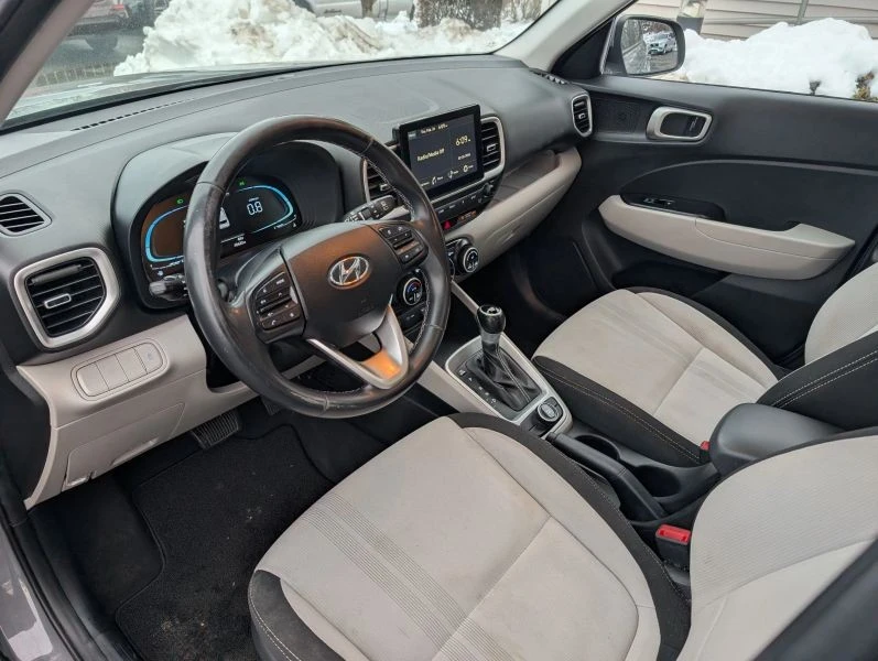 2023 Hyundai Venue - Image 8 of 12