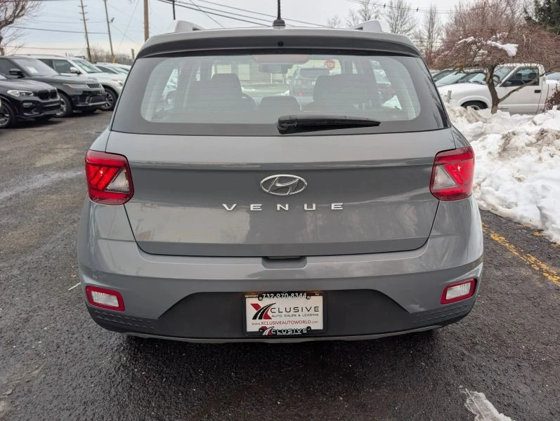 2023 Hyundai Venue - Image 6 of 12
