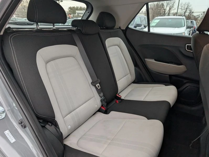2023 Hyundai Venue - Image 11 of 12