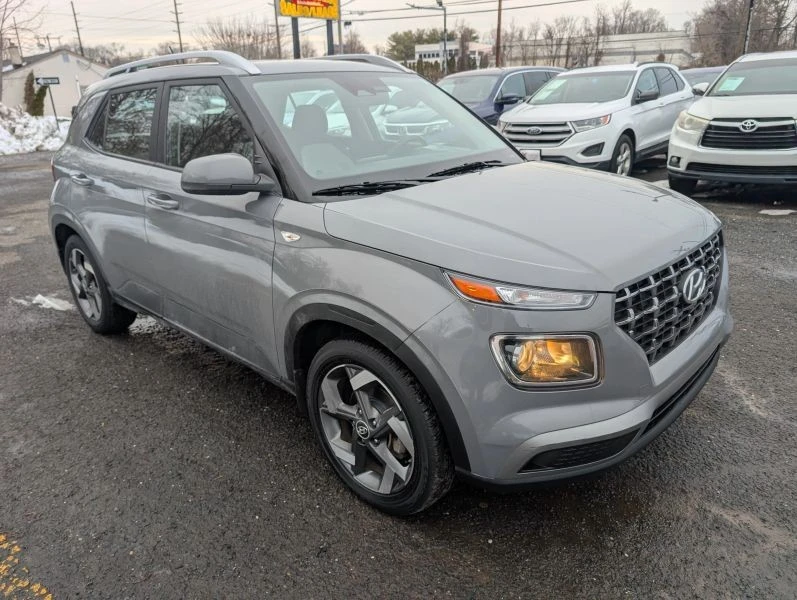 2023 Hyundai Venue - Image 4 of 12