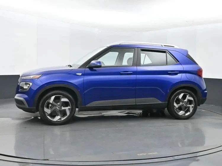 2023 Hyundai Venue - Image 5 of 12