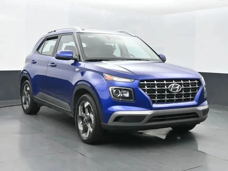 2023 Hyundai Venue - Image 2 of 12