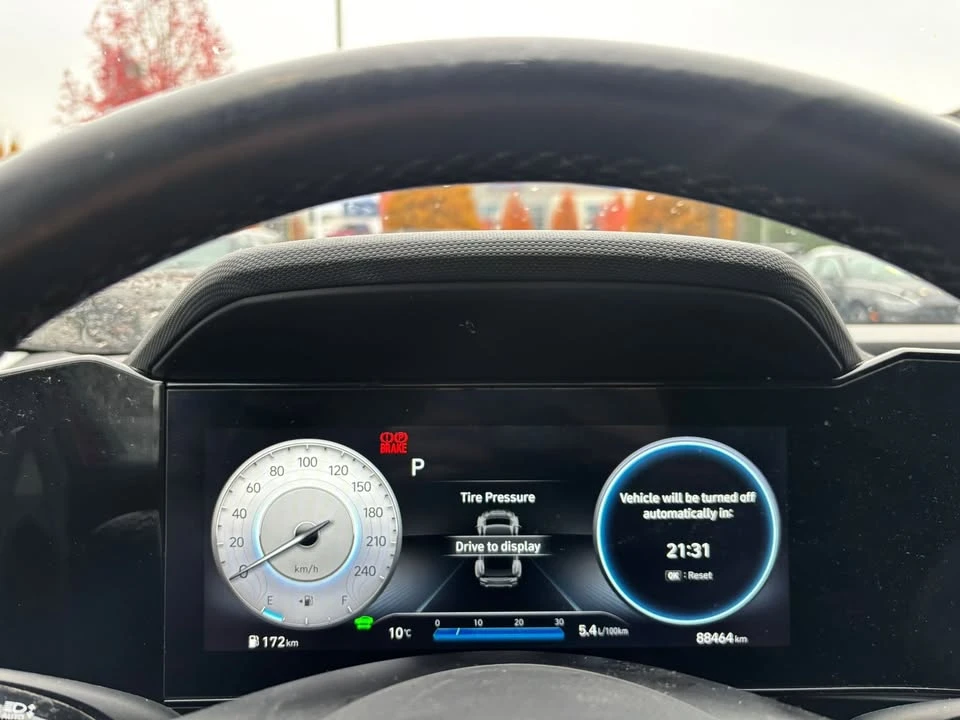 2023 Hyundai Elantra - Image 16 of 20