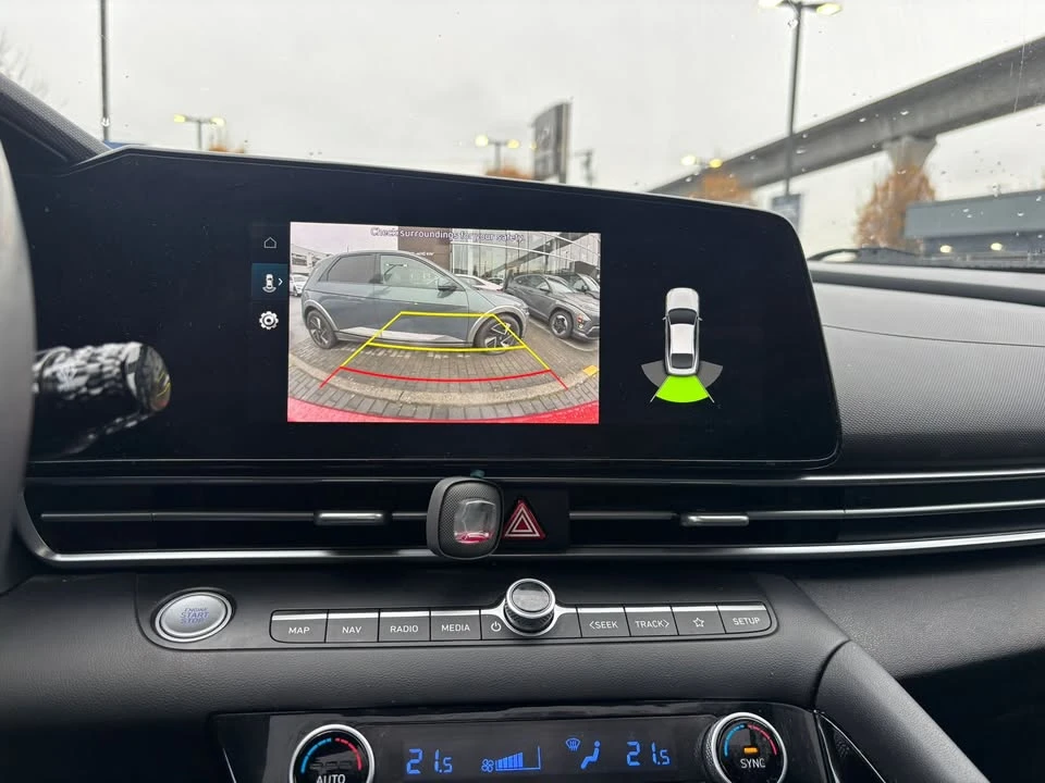 2023 Hyundai Elantra - Image 13 of 20