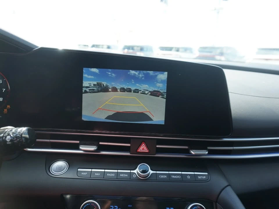 2023 Hyundai Elantra - Image 16 of 18