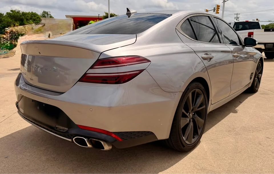2023 Hyundai Genesis - Image 3 of 7