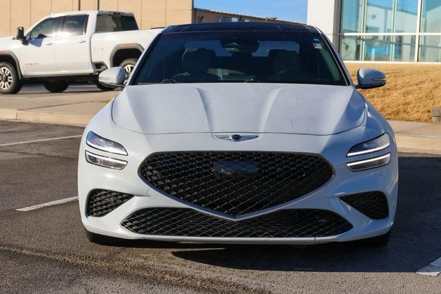 2023 Hyundai Genesis - Image 2 of 13