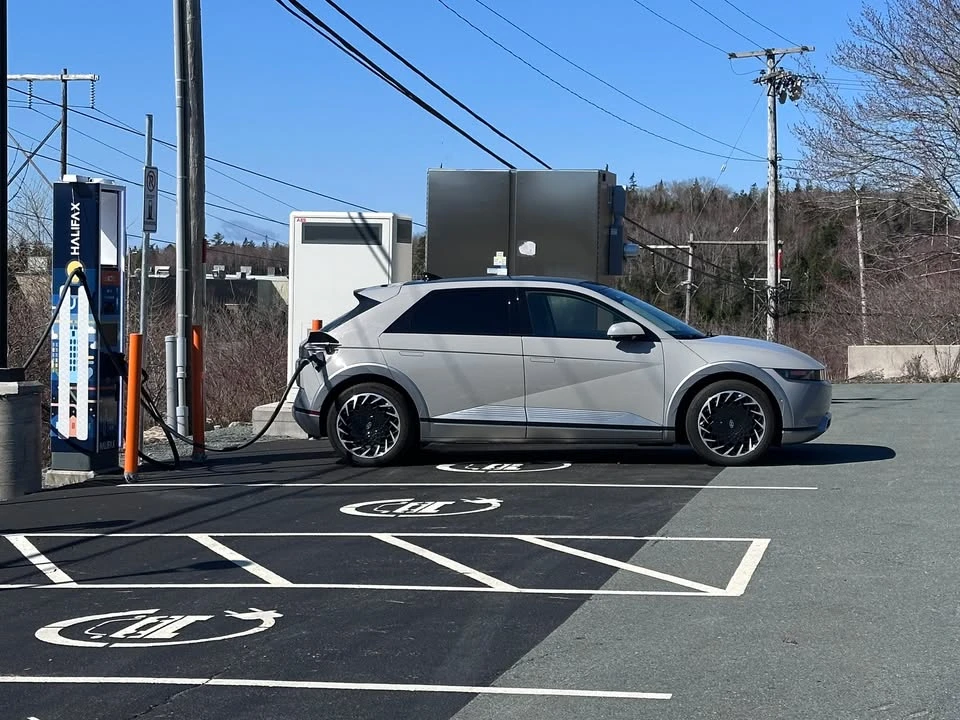 2023 Hyundai Ioniq 5 - Image 17 of 20