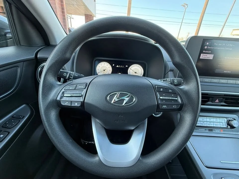 2023 Hyundai Kona - Image 16 of 20