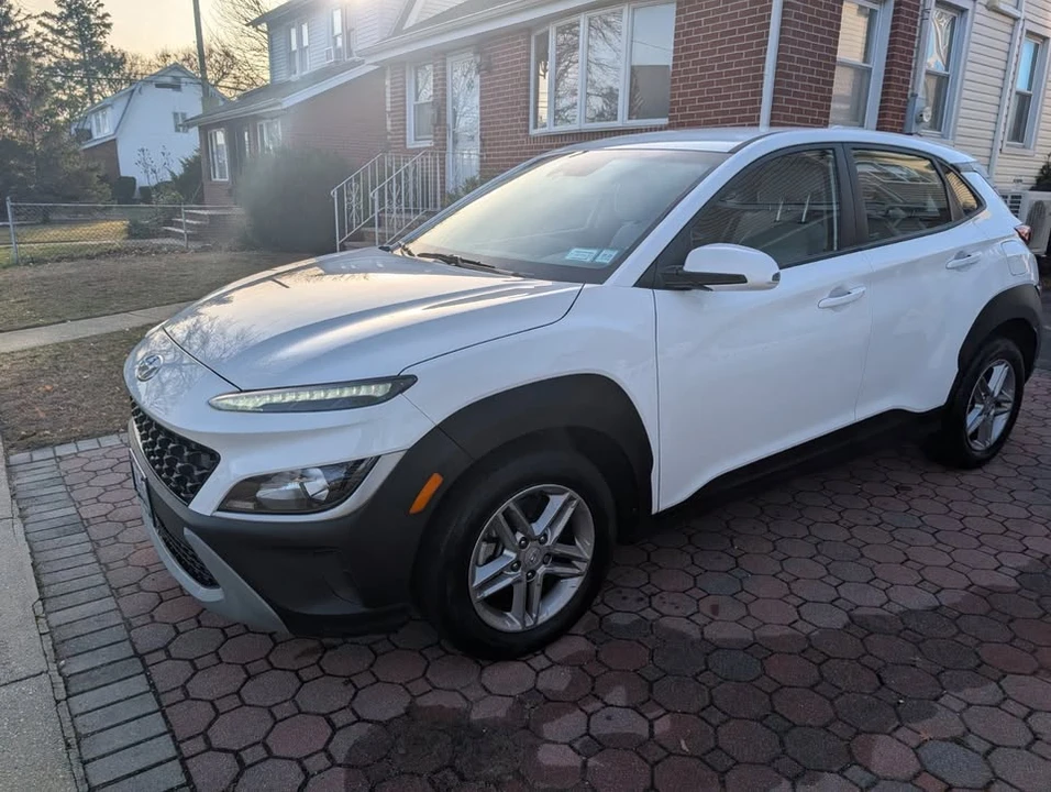 2023 Hyundai Kona - Image 4 of 18
