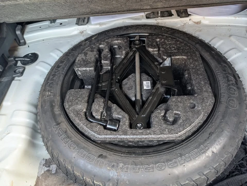 2023 Hyundai Kona - Image 12 of 18