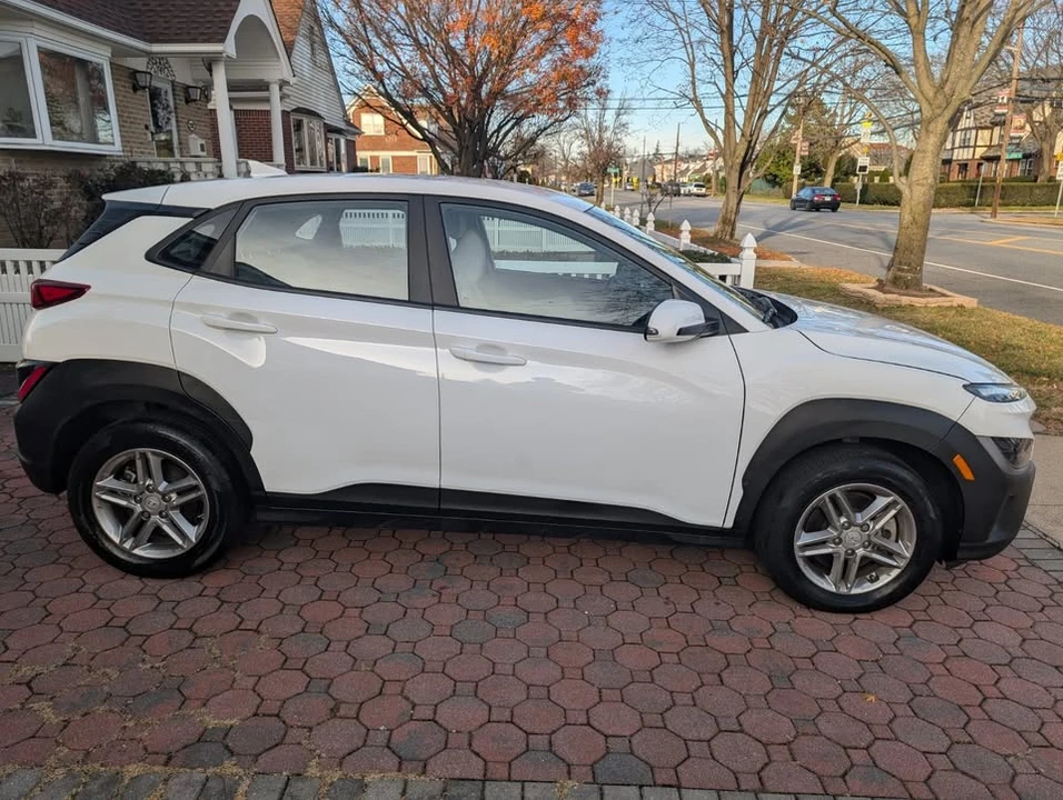 2023 Hyundai Kona - Image 7 of 18