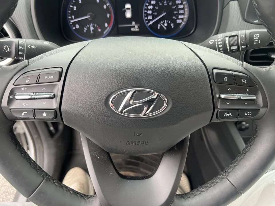 2023 Hyundai Kona - Image 9 of 11