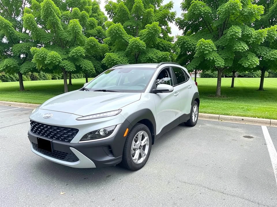 2023 Hyundai Kona - Image 2 of 11