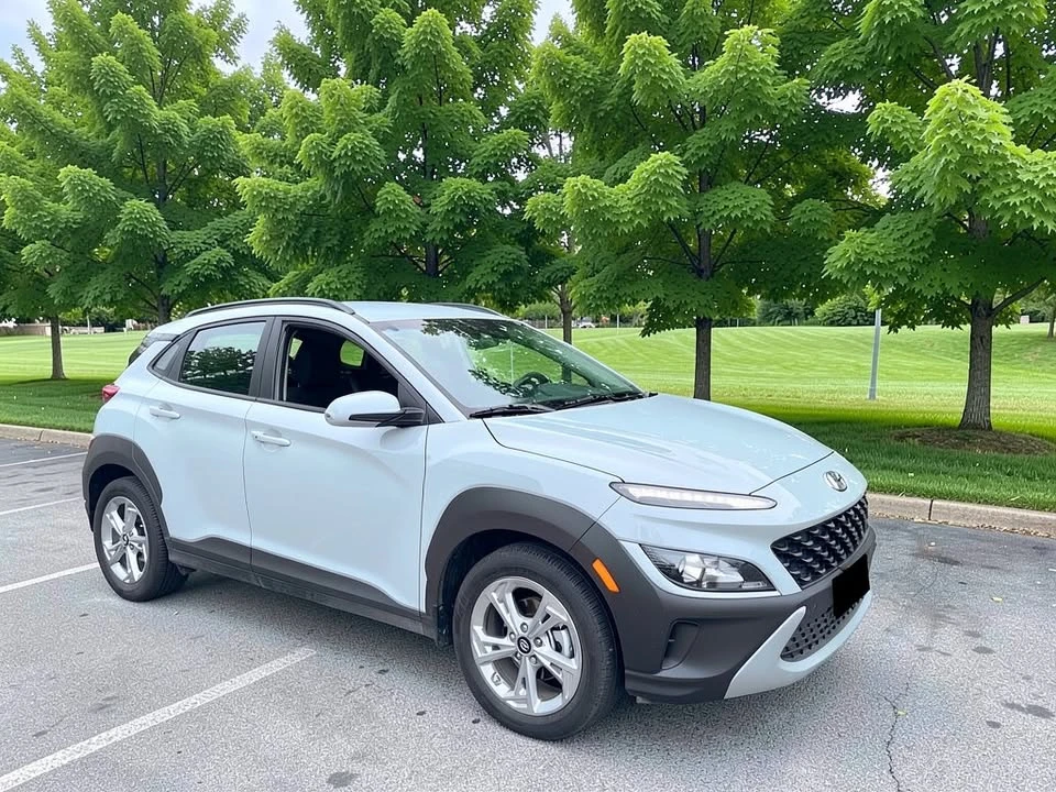 2023 Hyundai Kona - Image 3 of 11