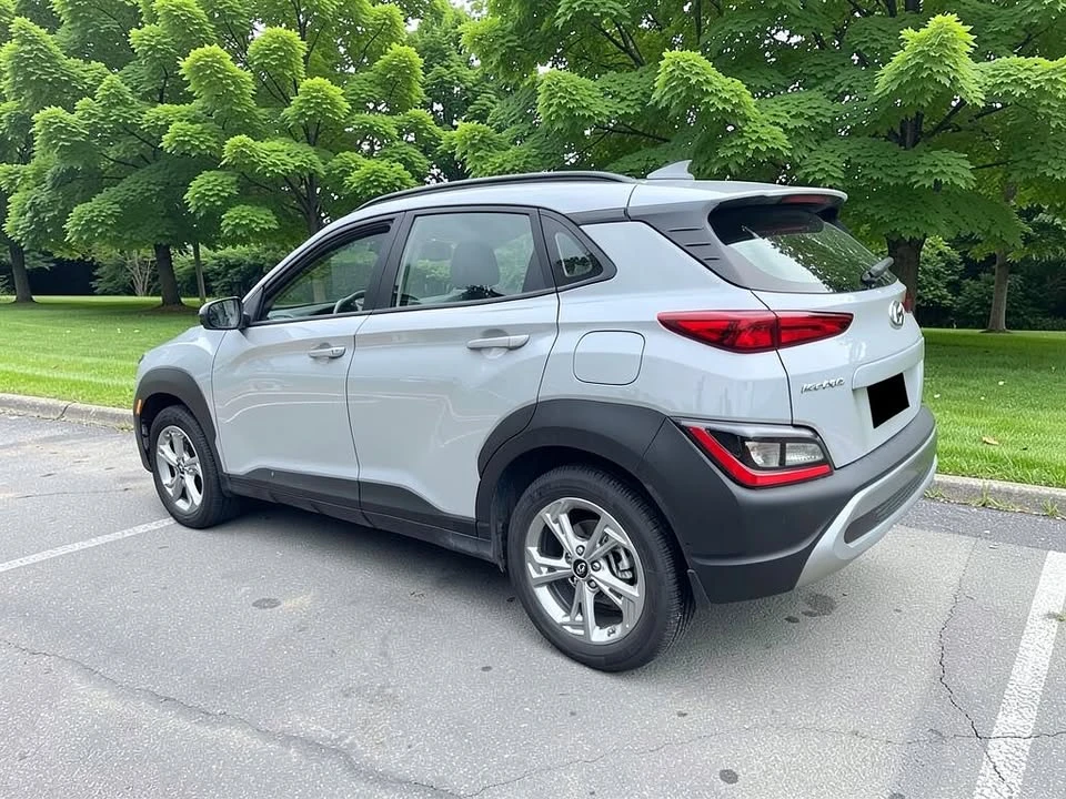 2023 Hyundai Kona - Image 6 of 11