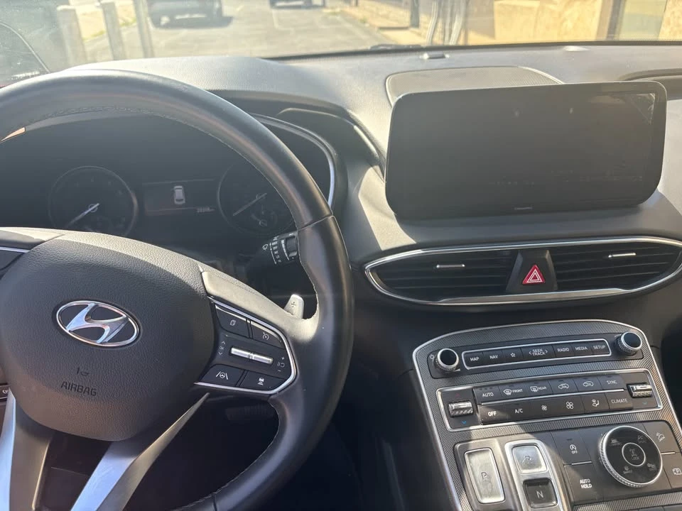 2023 Hyundai Santa Fe - Image 14 of 19