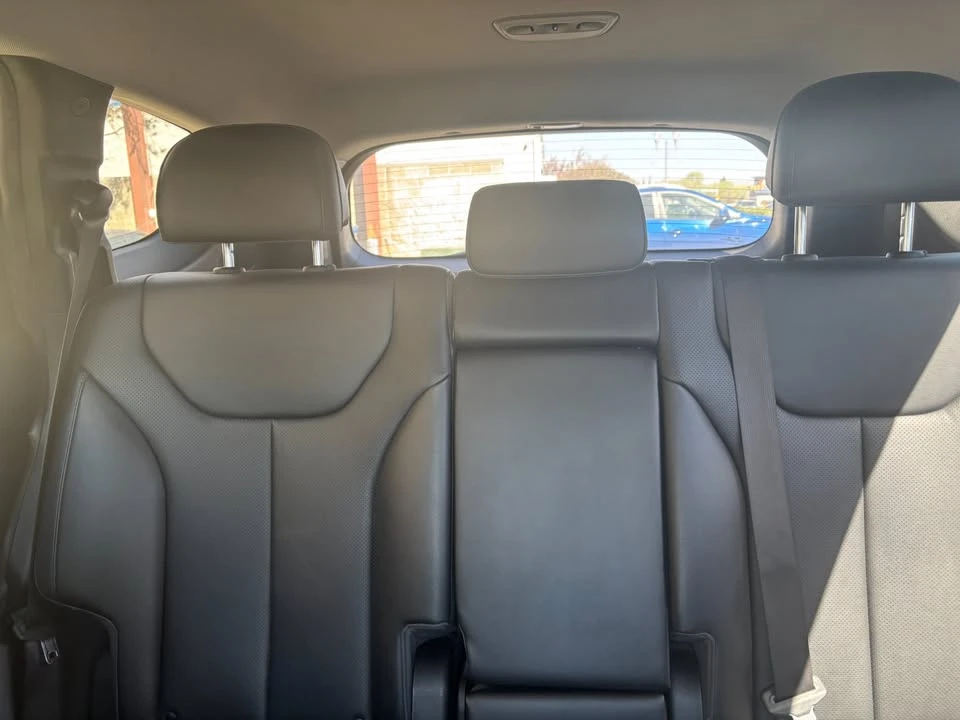 2023 Hyundai Santa Fe - Image 12 of 19
