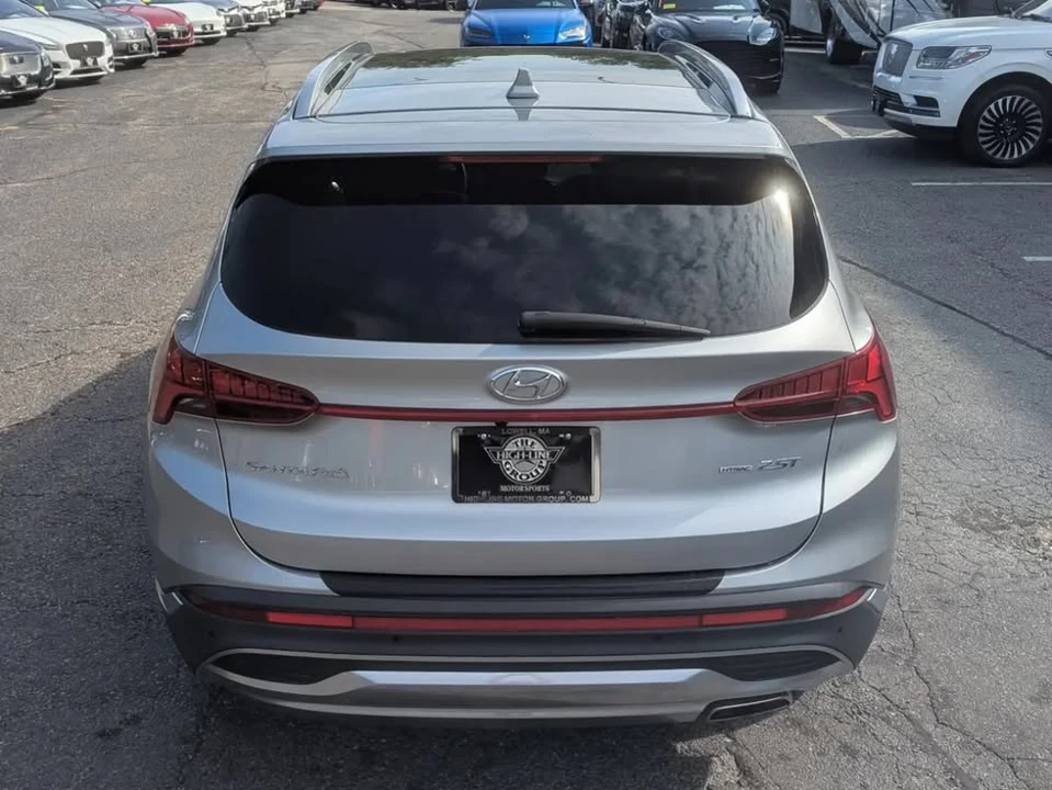 2023 Hyundai Santa Fe - Image 8 of 17