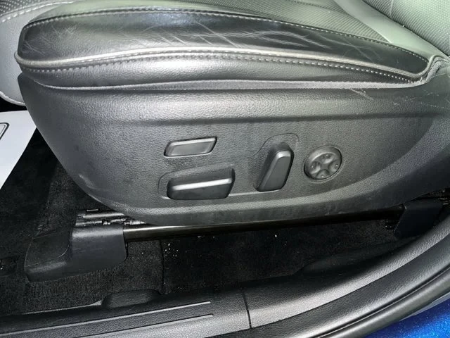2023 Hyundai Santa Fe - Image 13 of 20