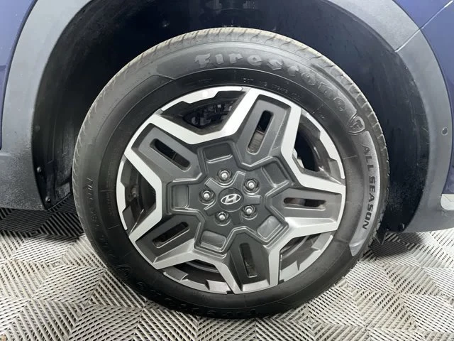 2023 Hyundai Santa Fe - Image 9 of 20