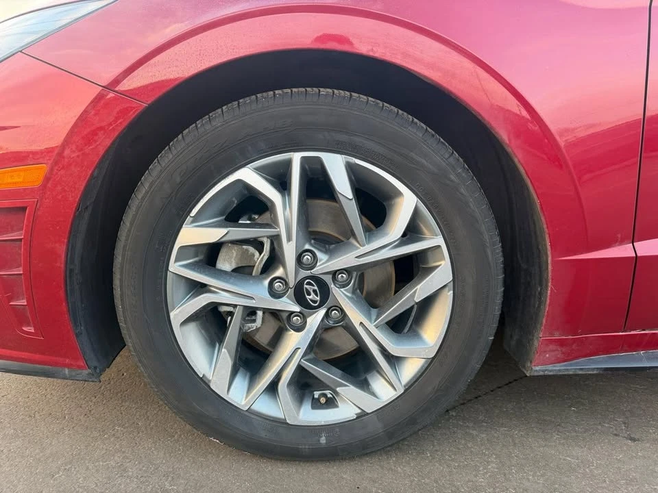 2023 Hyundai Sonata - Image 16 of 20