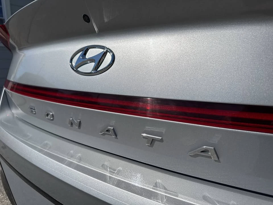 2023 Hyundai Sonata - Image 18 of 18