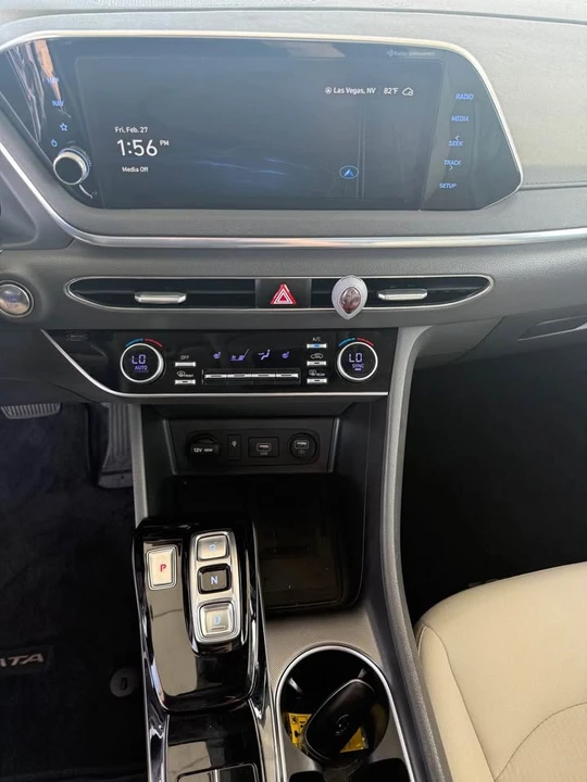 2023 Hyundai Sonata - Image 15 of 16