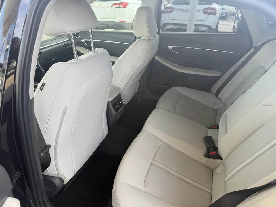 2023 Hyundai Sonata - Image 8 of 16
