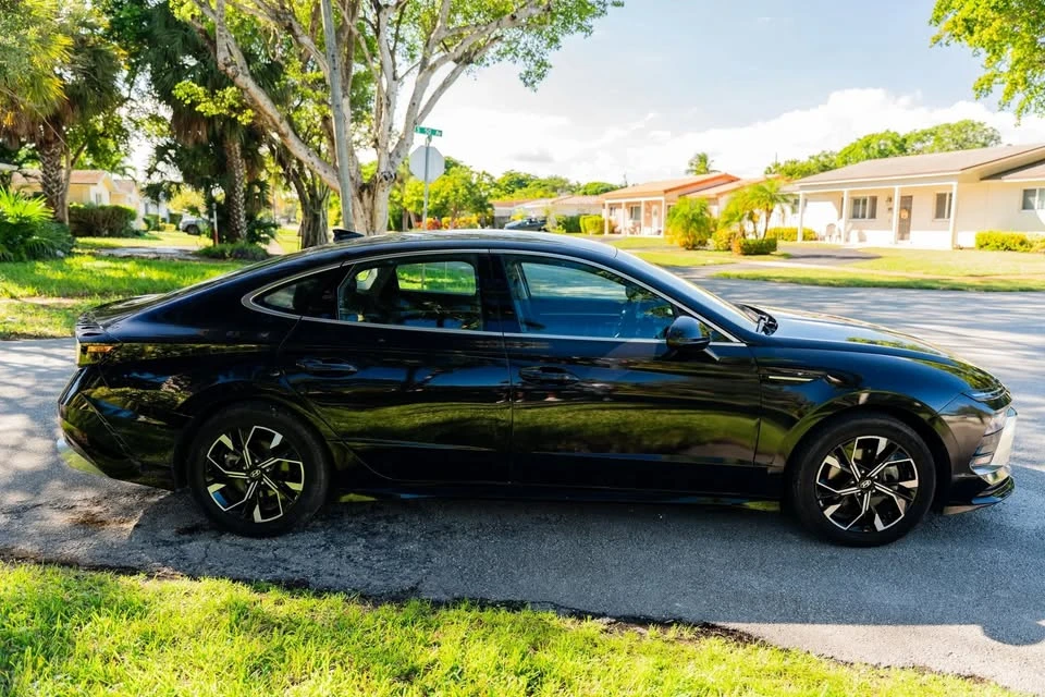 2023 Hyundai Sonata - Image 5 of 15