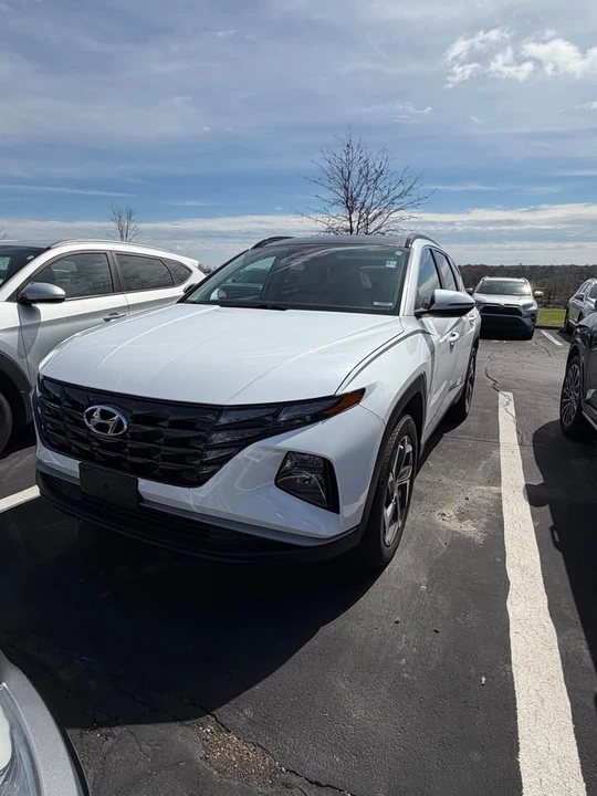 2023 Hyundai Tucson - Image 2 of 9