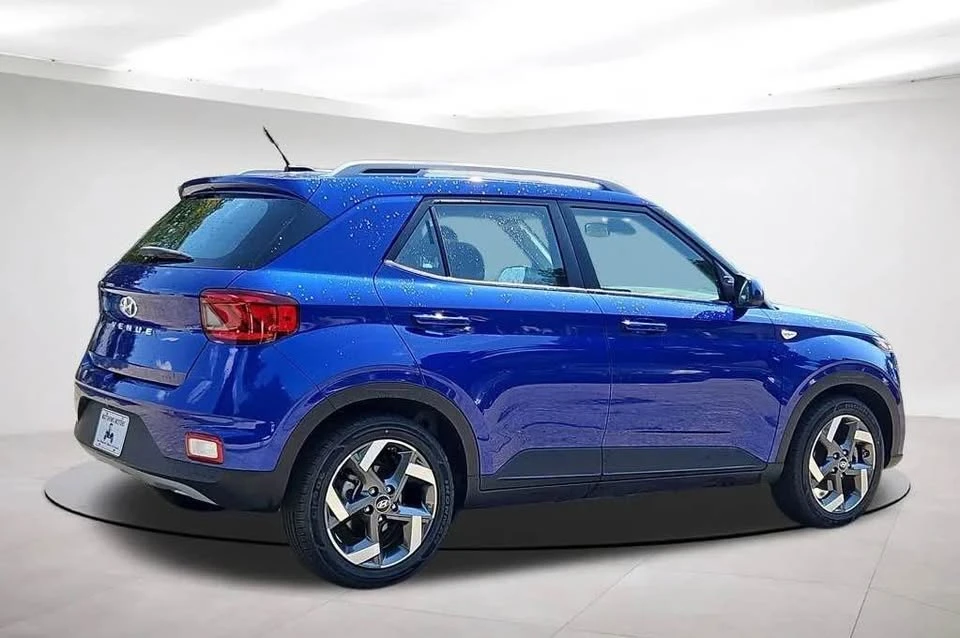 2023 Hyundai Venue - Image 6 of 15