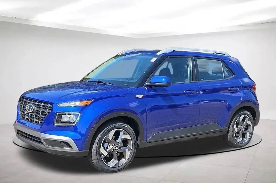 2023 Hyundai Venue - Image 2 of 15