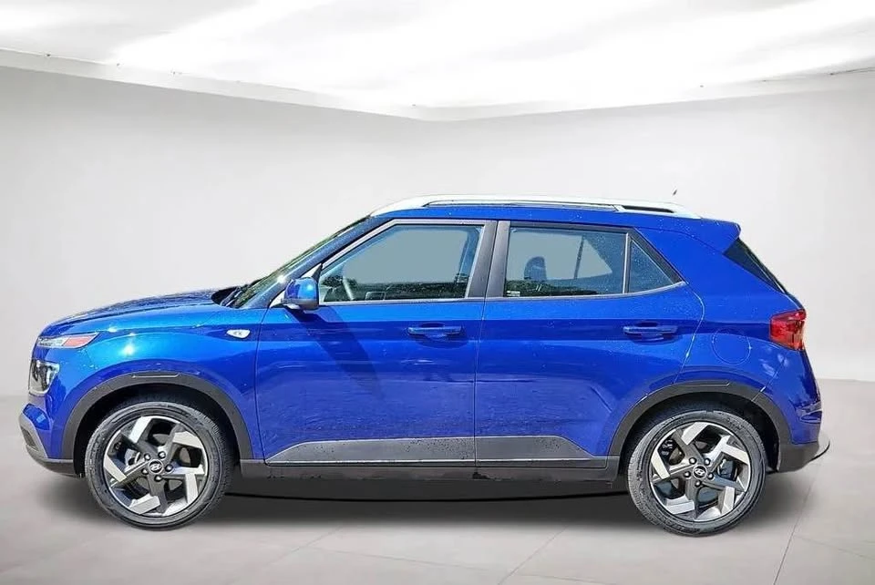 2023 Hyundai Venue - Image 3 of 15